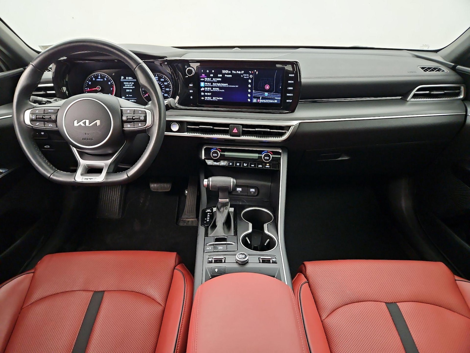 2024 Kia K5 GT-Line - Photo 10