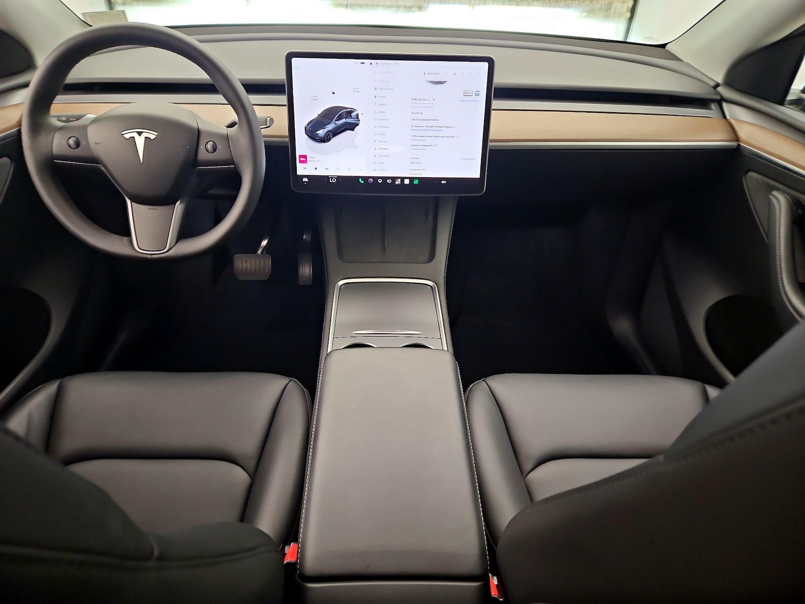 2024 Tesla Model Y Long Range - Photo 10
