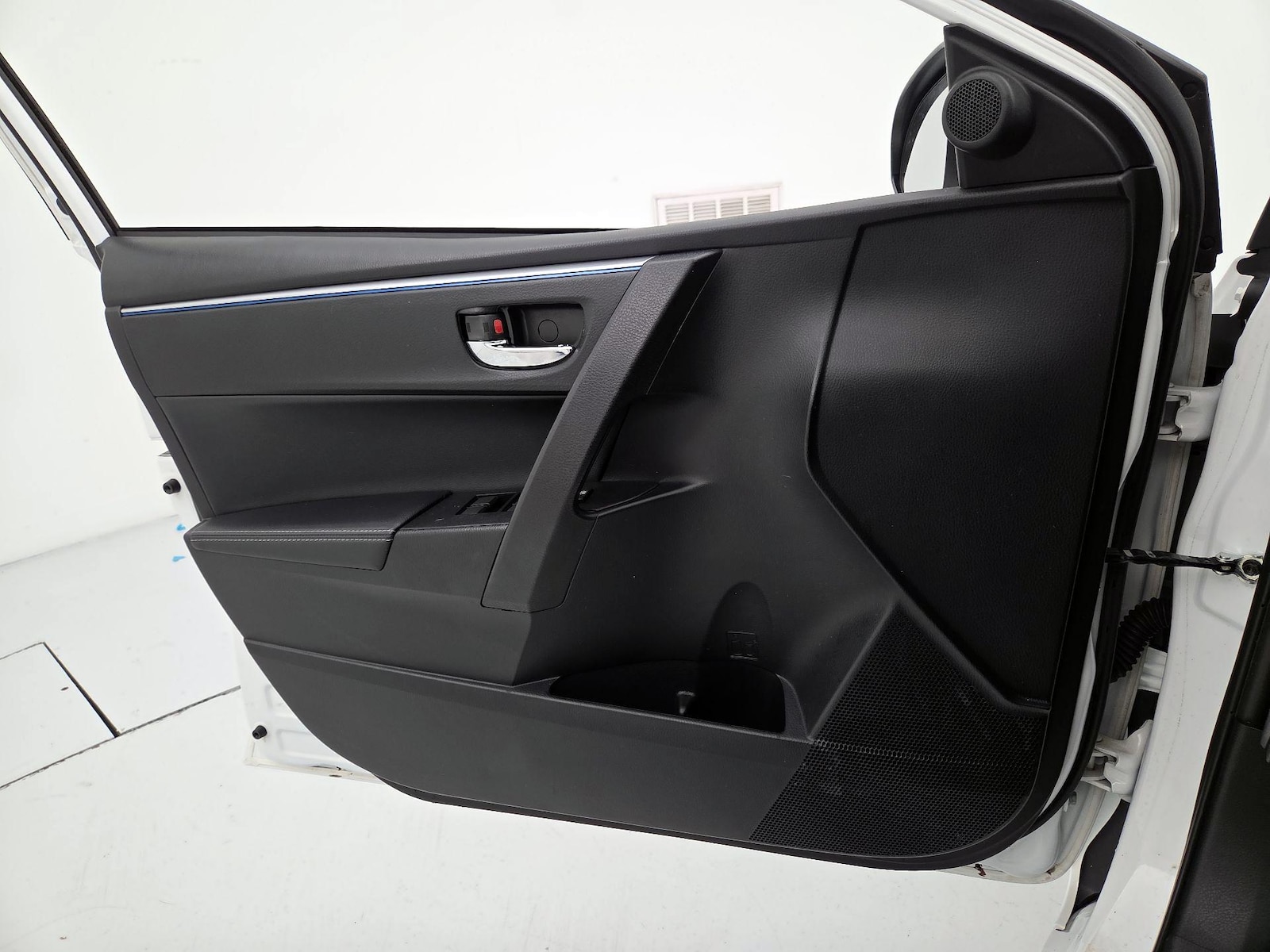 2014 Toyota Corolla S - Photo 13