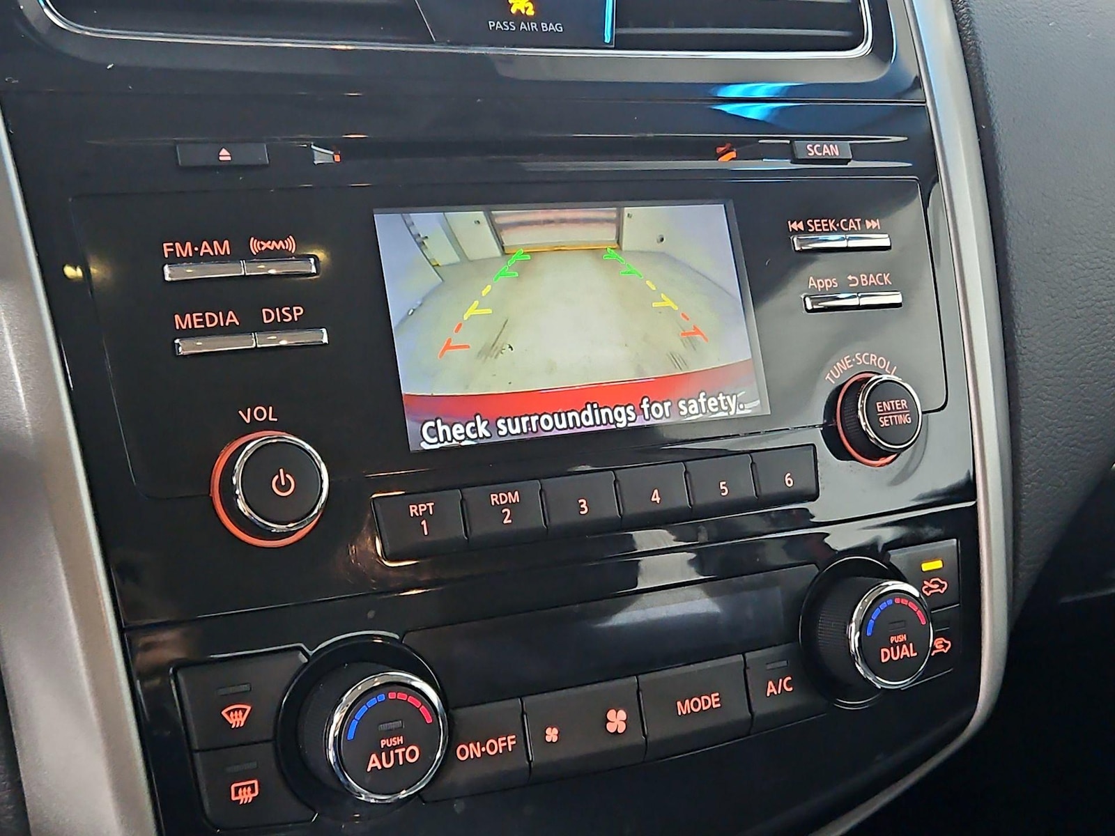 2015 Nissan Altima SV - Photo 15