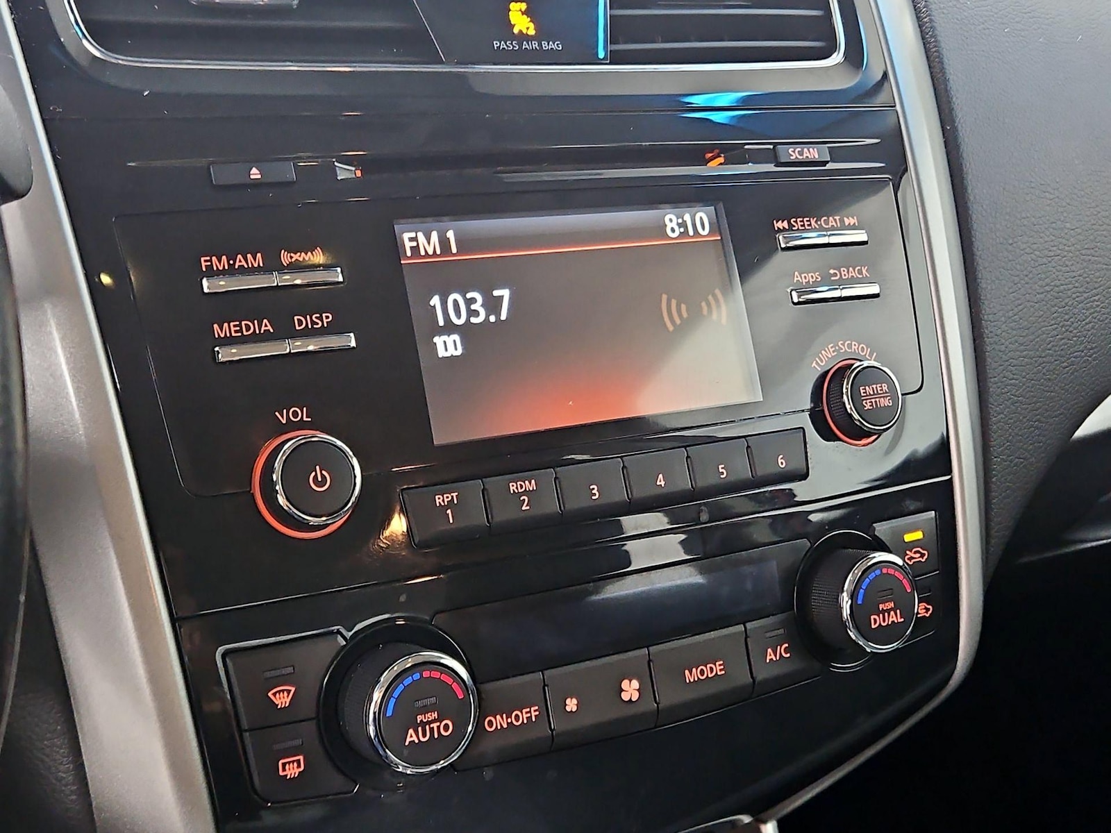 2015 Nissan Altima SV - Photo 16