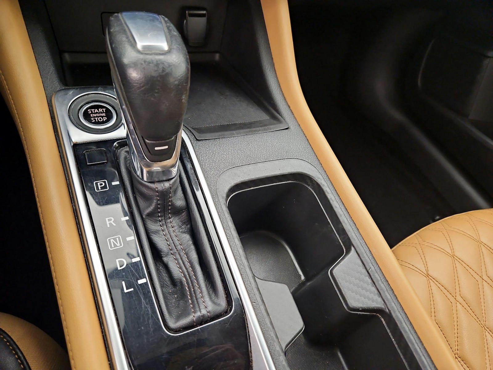 2020 Nissan Sentra SV - Photo 18