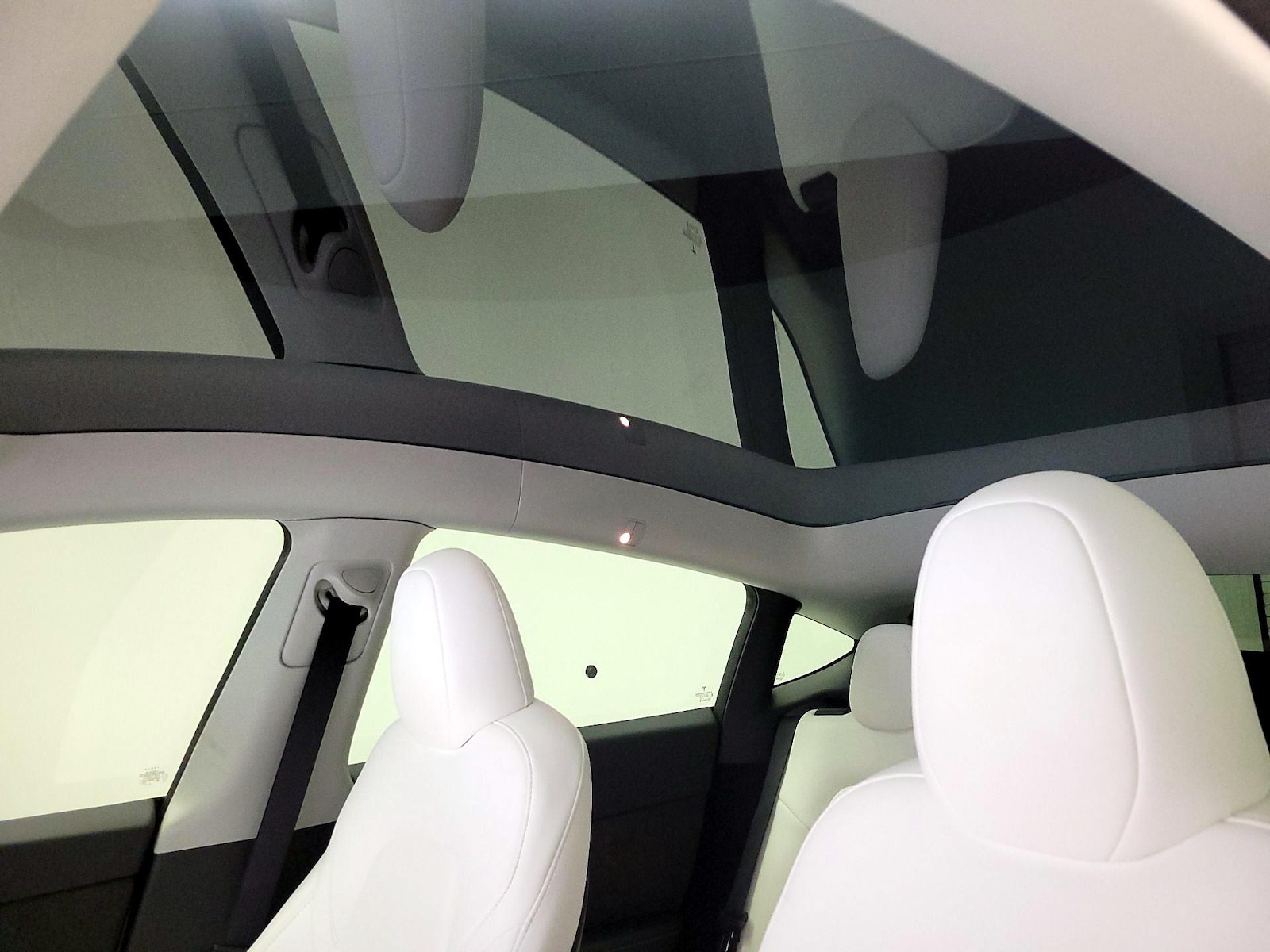 Skylight(s) & Overhead Airbags