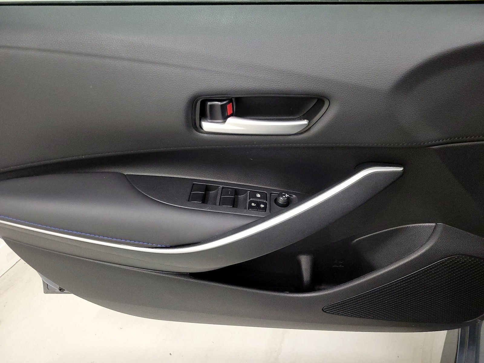 2020 Toyota Corolla SE - Photo 13