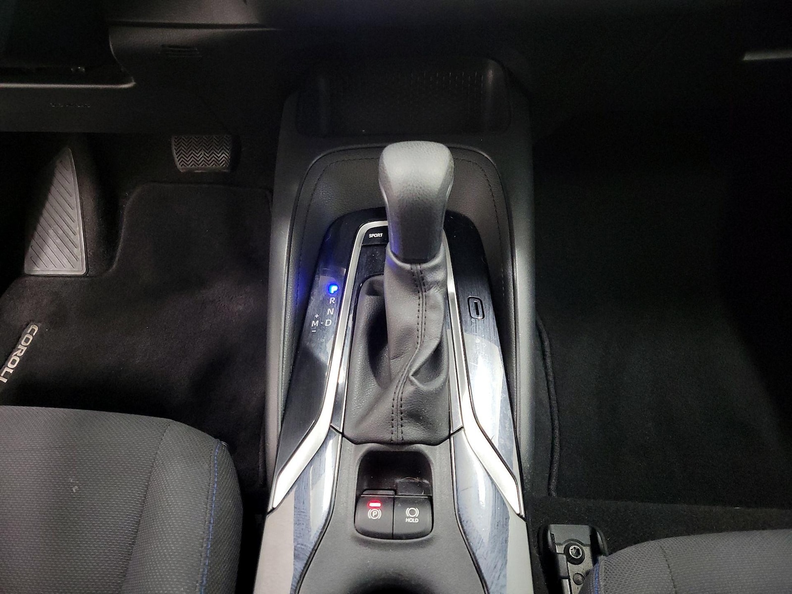 2020 Toyota Corolla SE - Photo 18