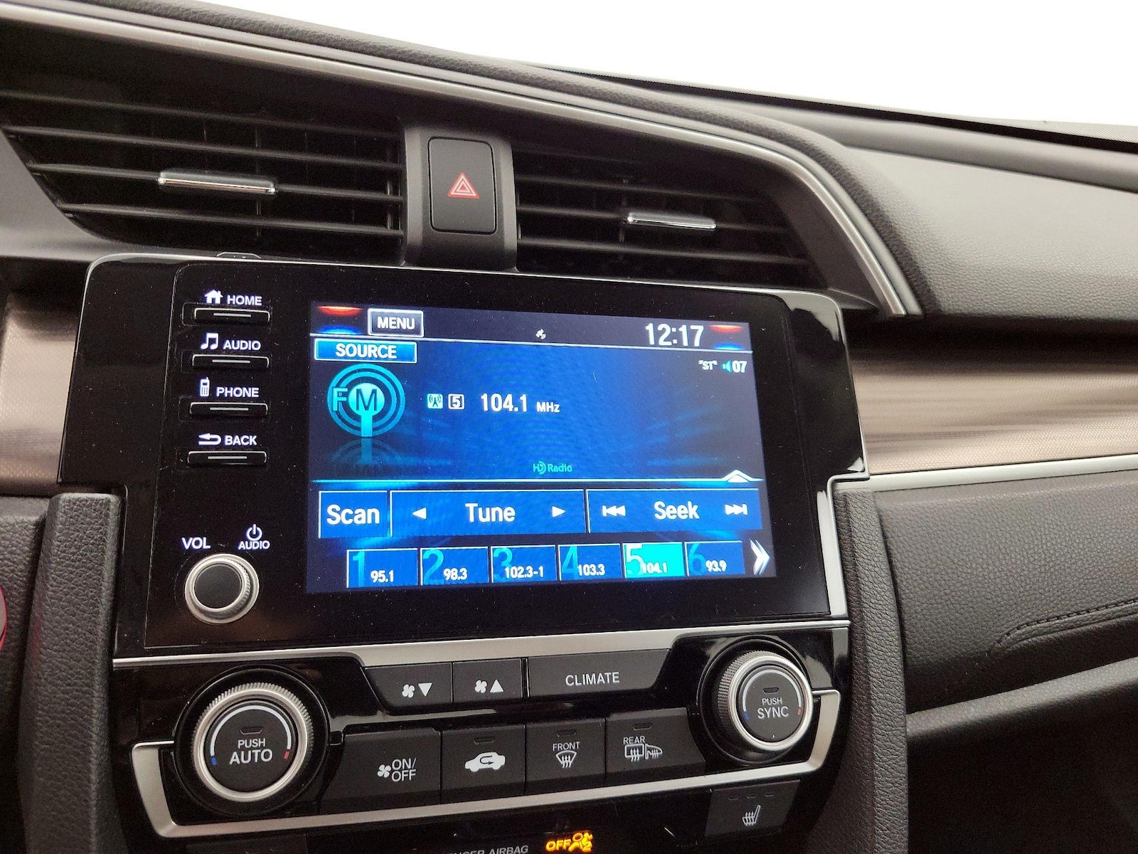 2019 Honda Civic EX - Photo 16