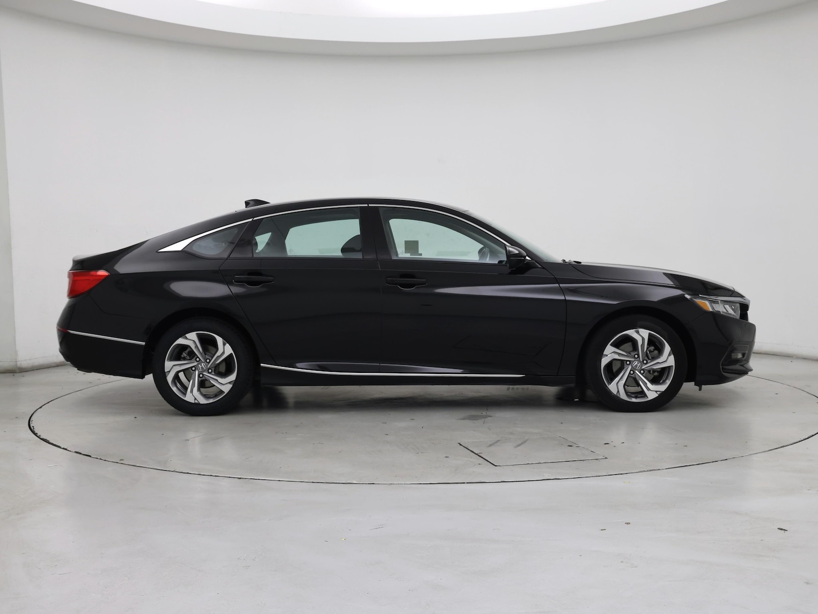 2020 Honda Accord EX-L - Photo 8