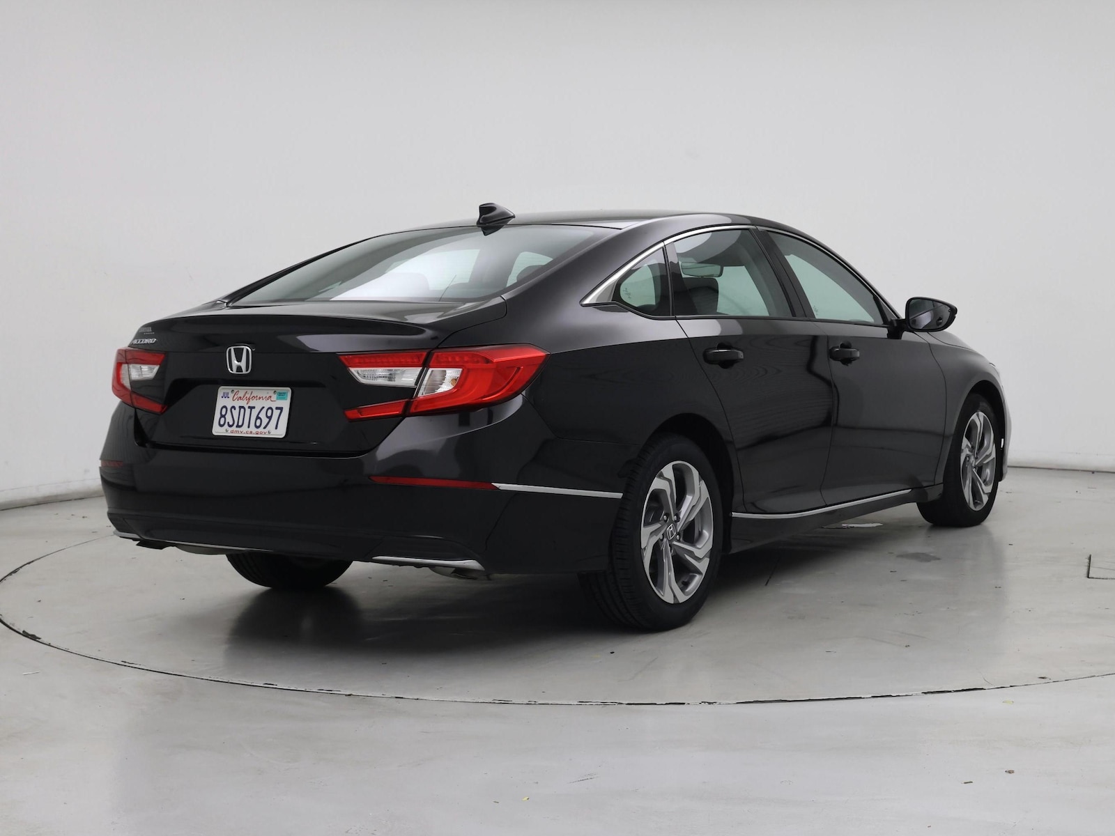 2020 Honda Accord EX-L - Photo 9