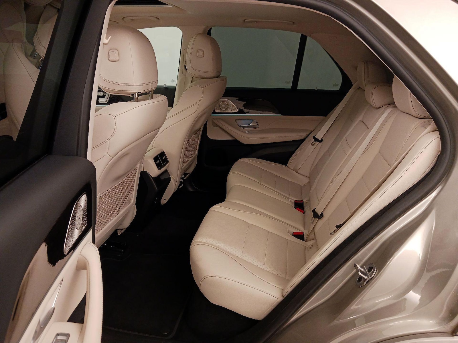 Rear Air Conditioning