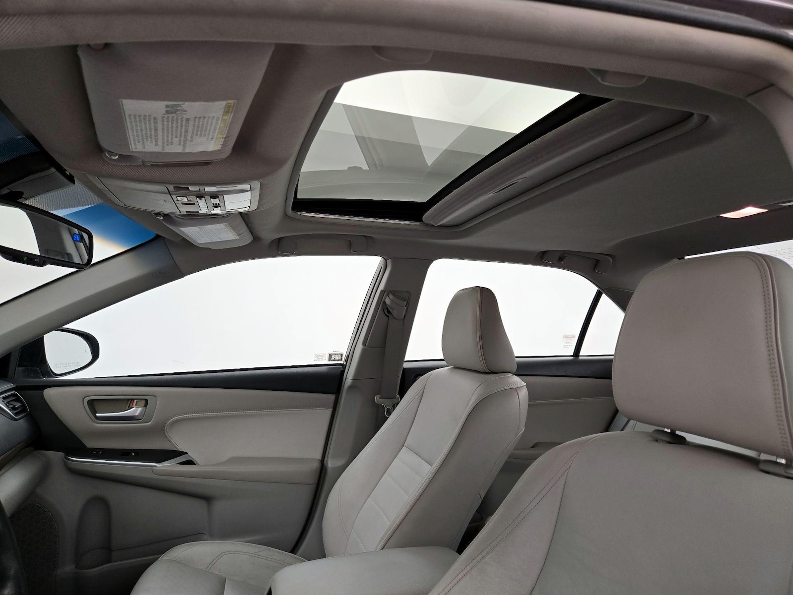 Sunroof(s) & Overhead Airbags