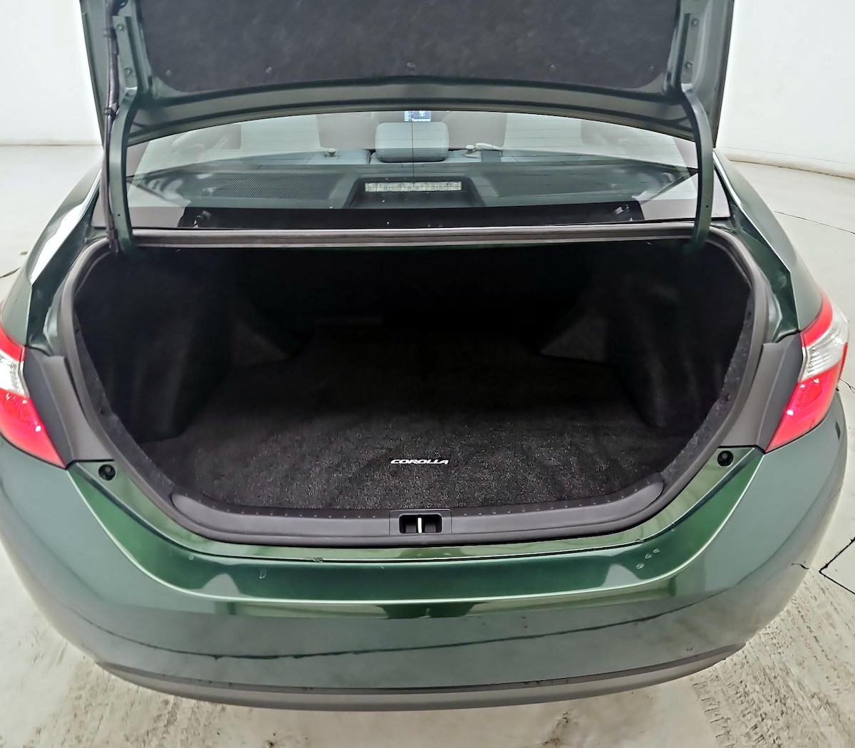 Trunk/Cargo (Seats Up)