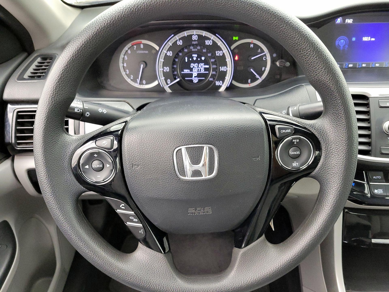2017 Honda Accord LX - Photo 11