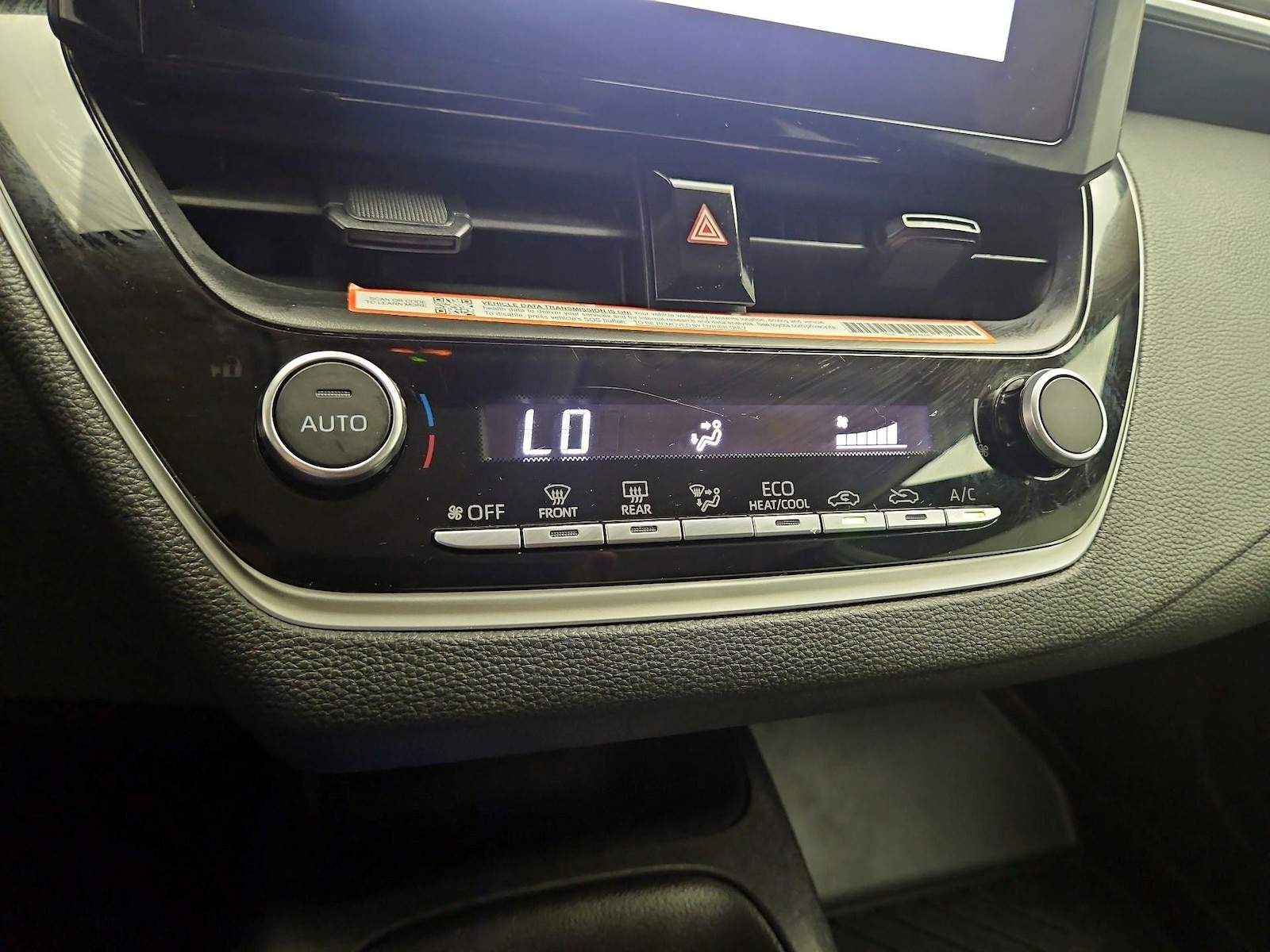 2025 Toyota Corolla LE - Photo 16