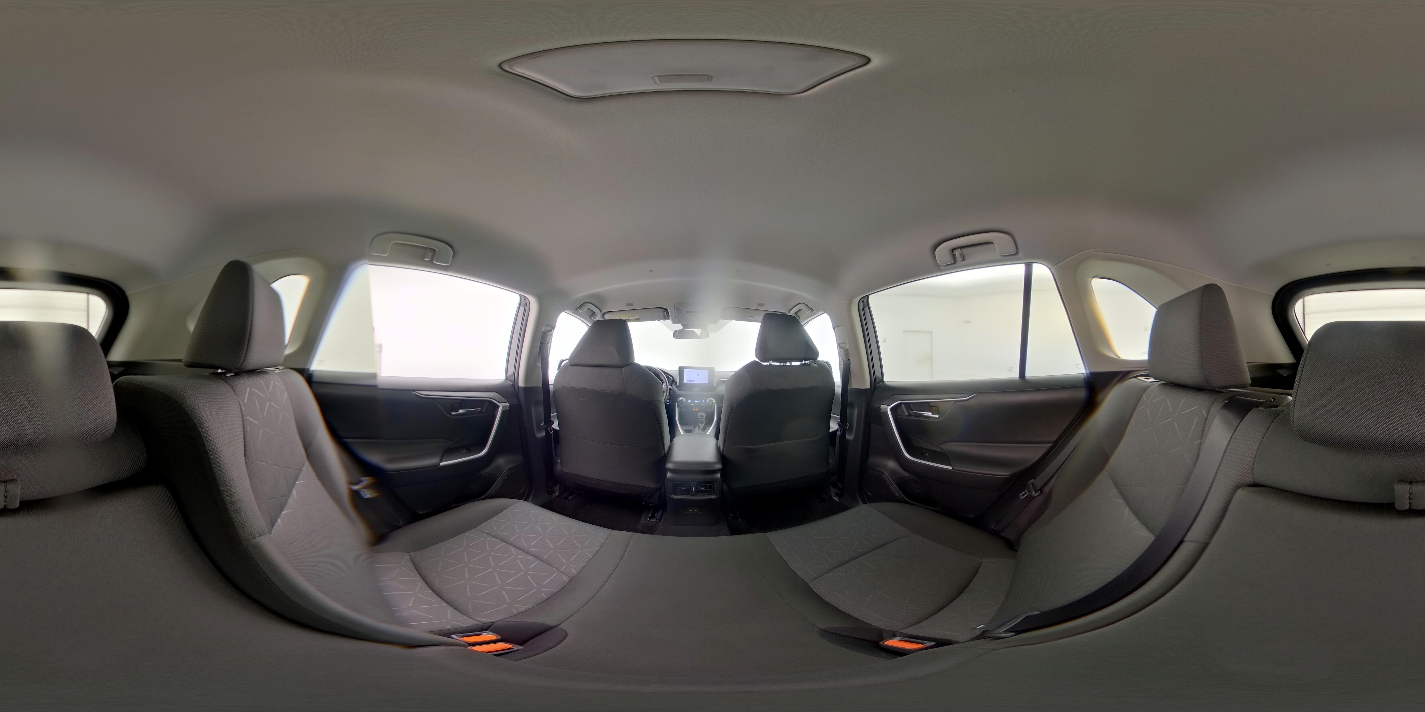 2024 Toyota RAV4 XLE - Photo 25