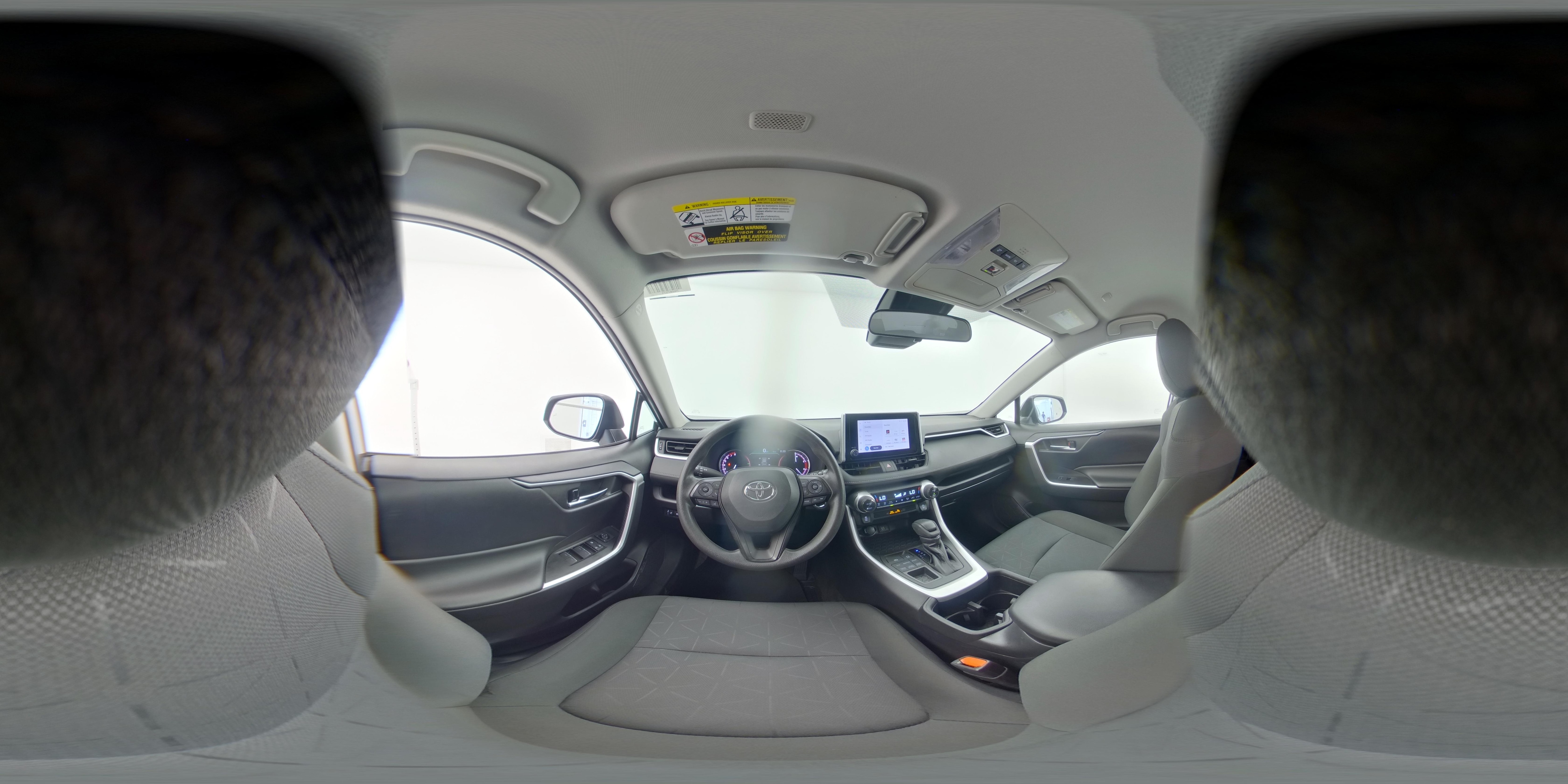 2024 Toyota RAV4 XLE - Photo 26