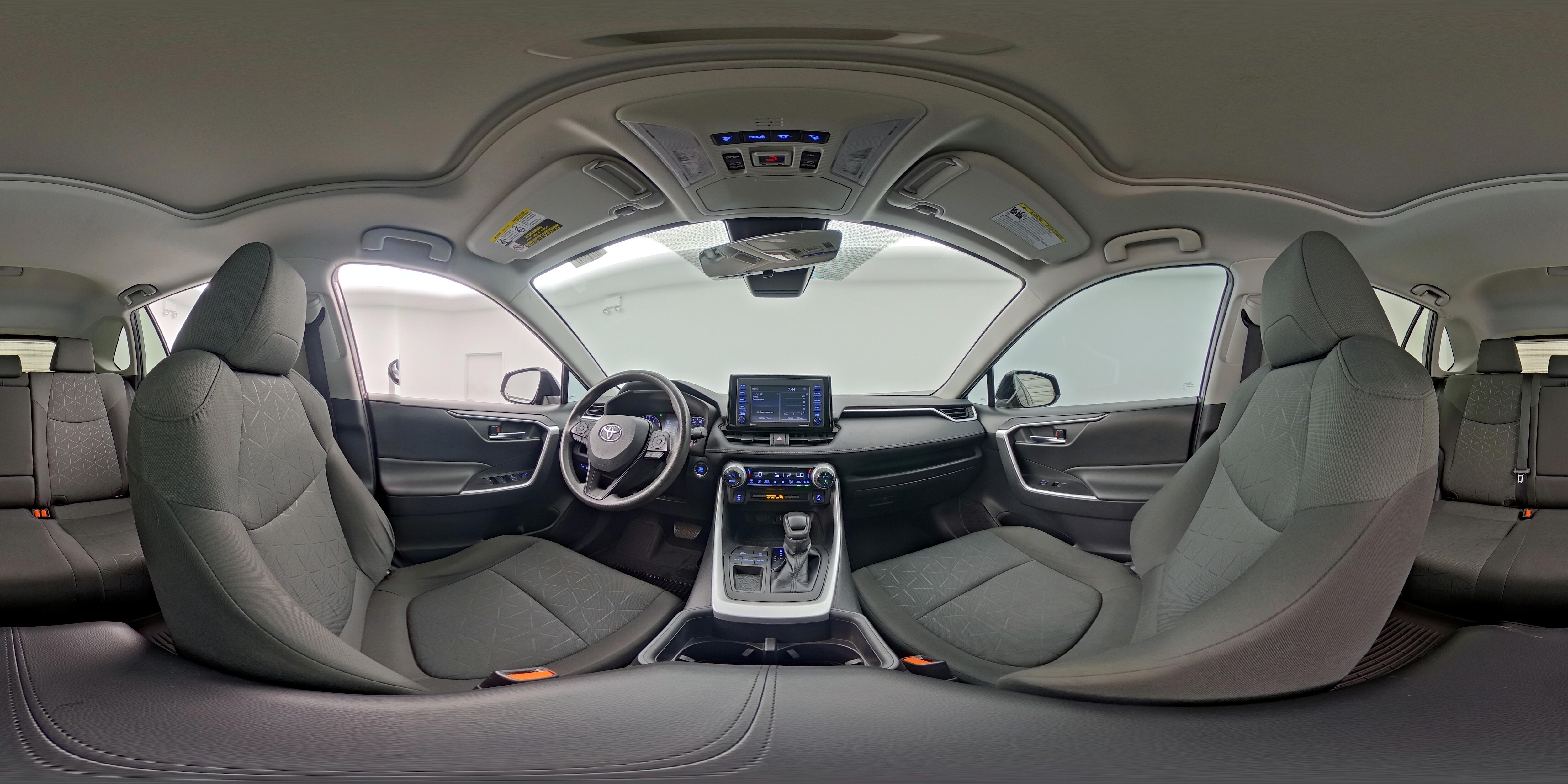 2022 Toyota RAV4 XLE - Photo 24