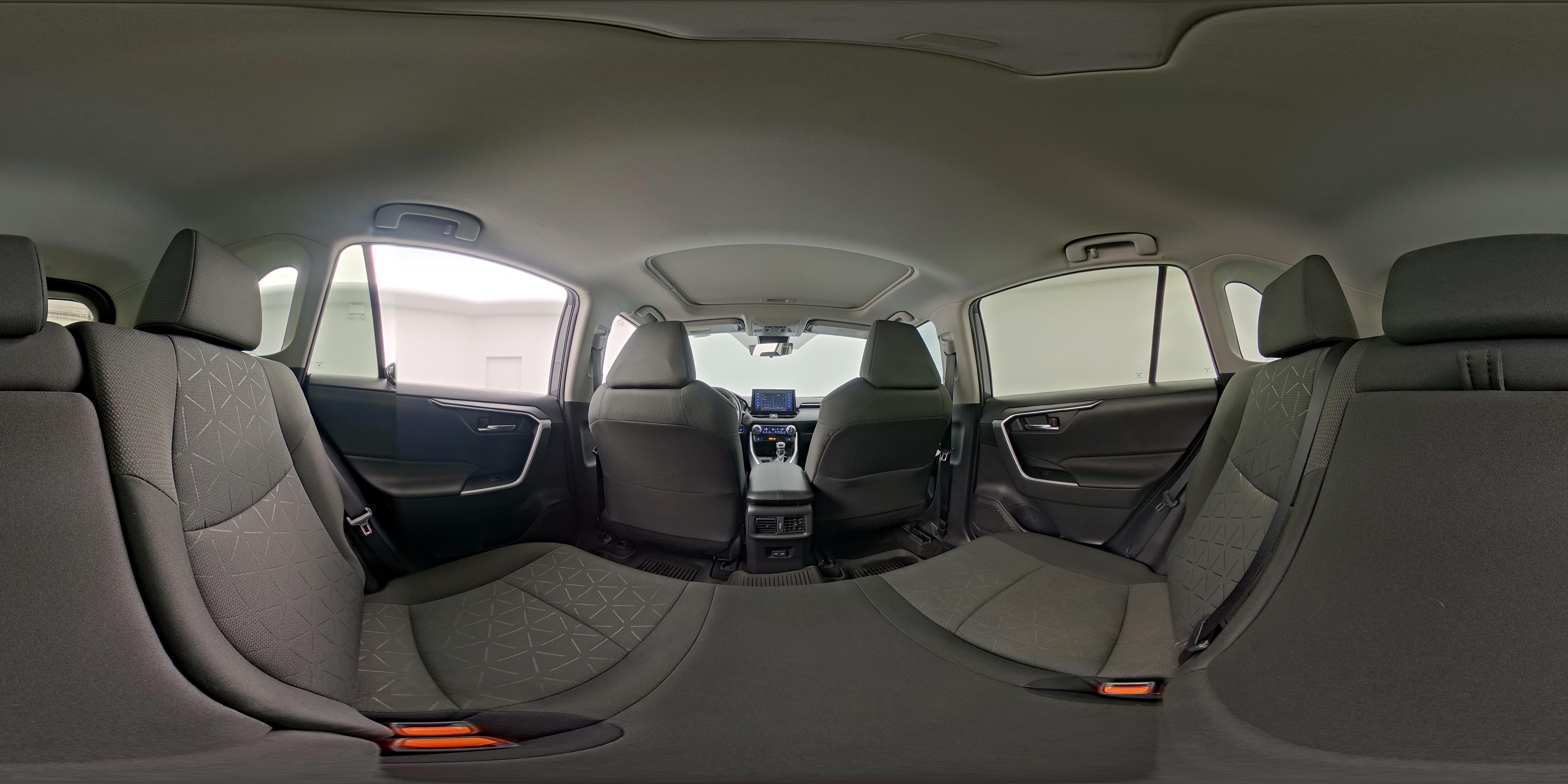 2022 Toyota RAV4 XLE - Photo 25