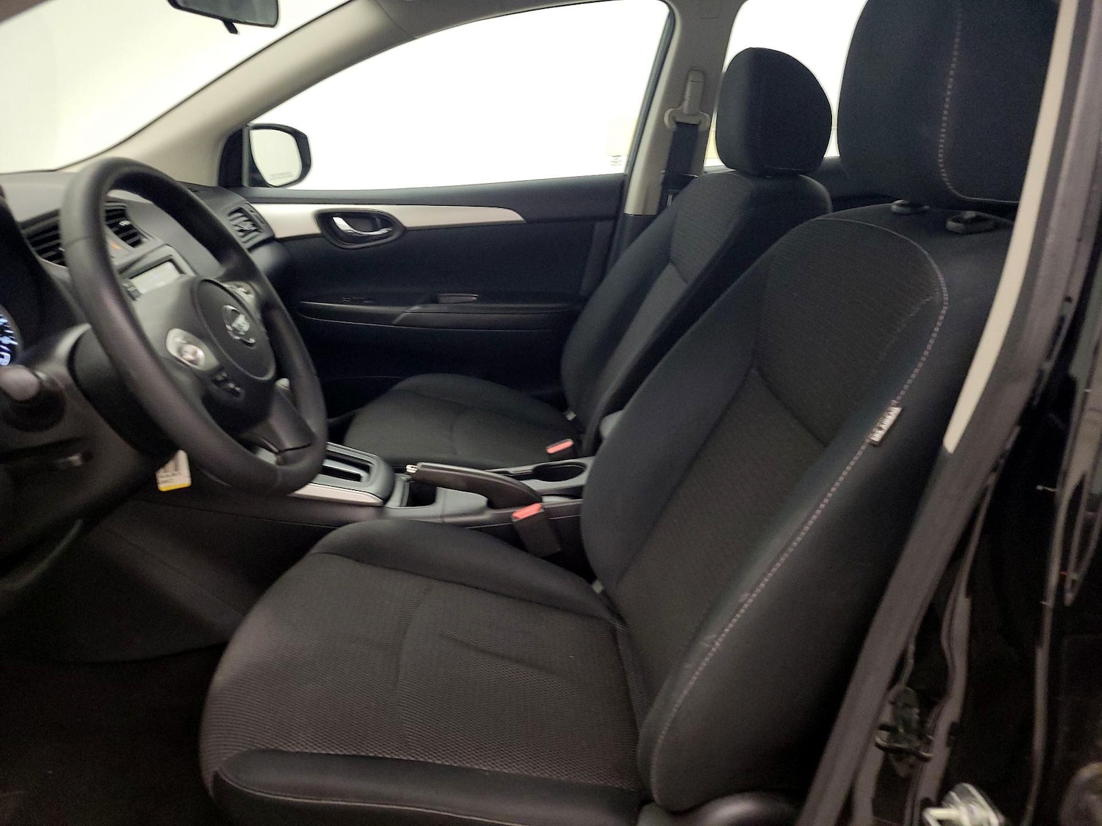 2019 Nissan Sentra S - Photo 12