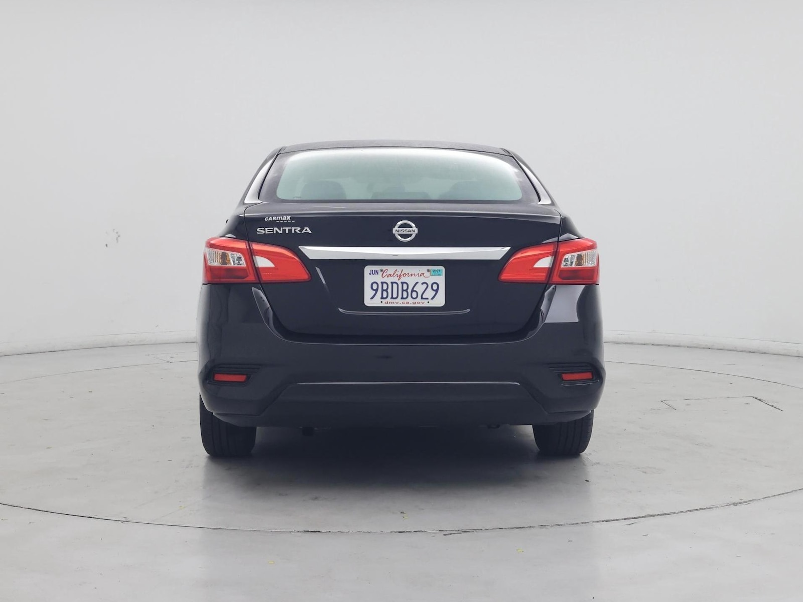 2019 Nissan Sentra S - Photo 7