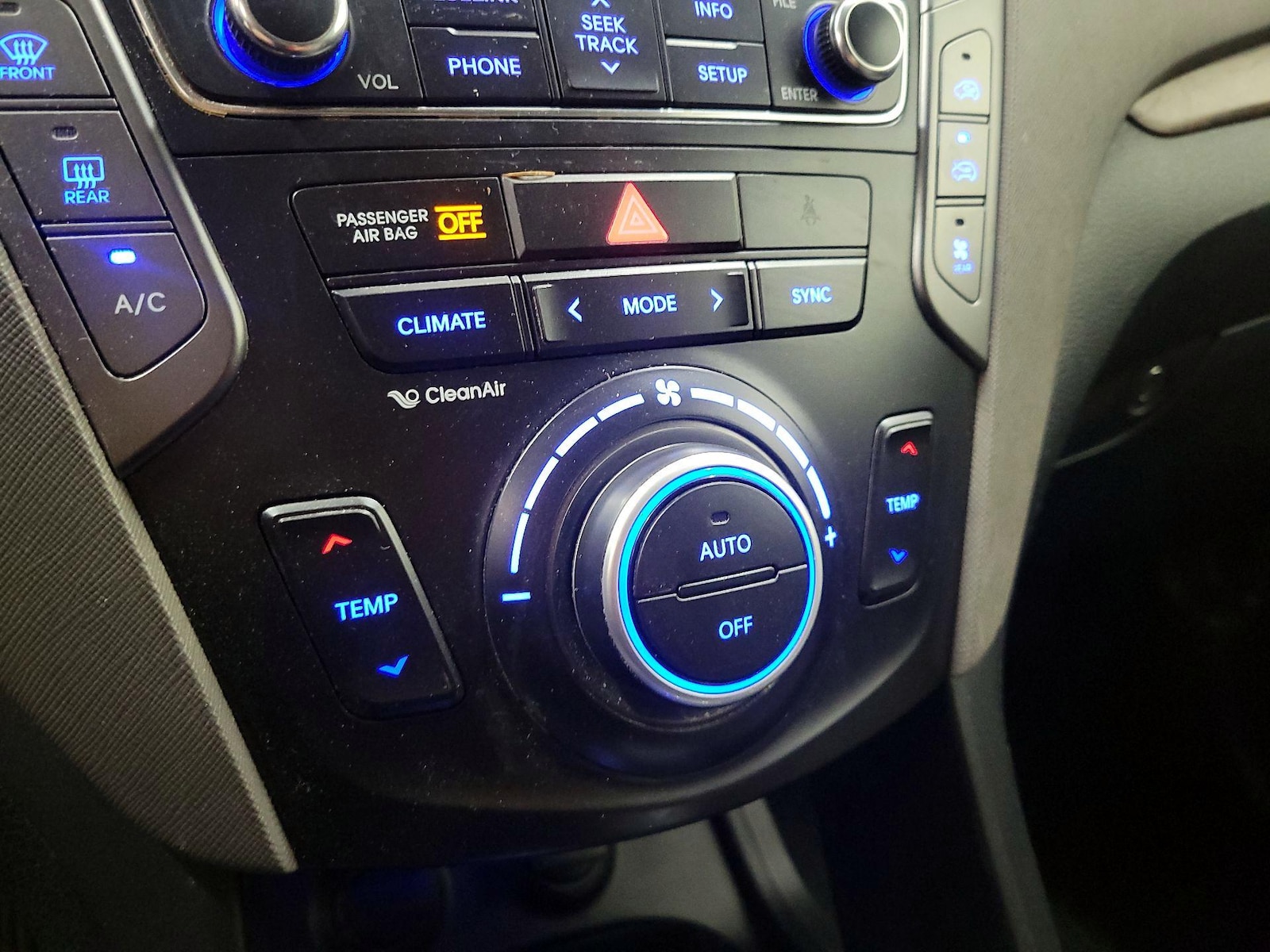 2017 Hyundai Santa Fe Limited Ultimate - Photo 18