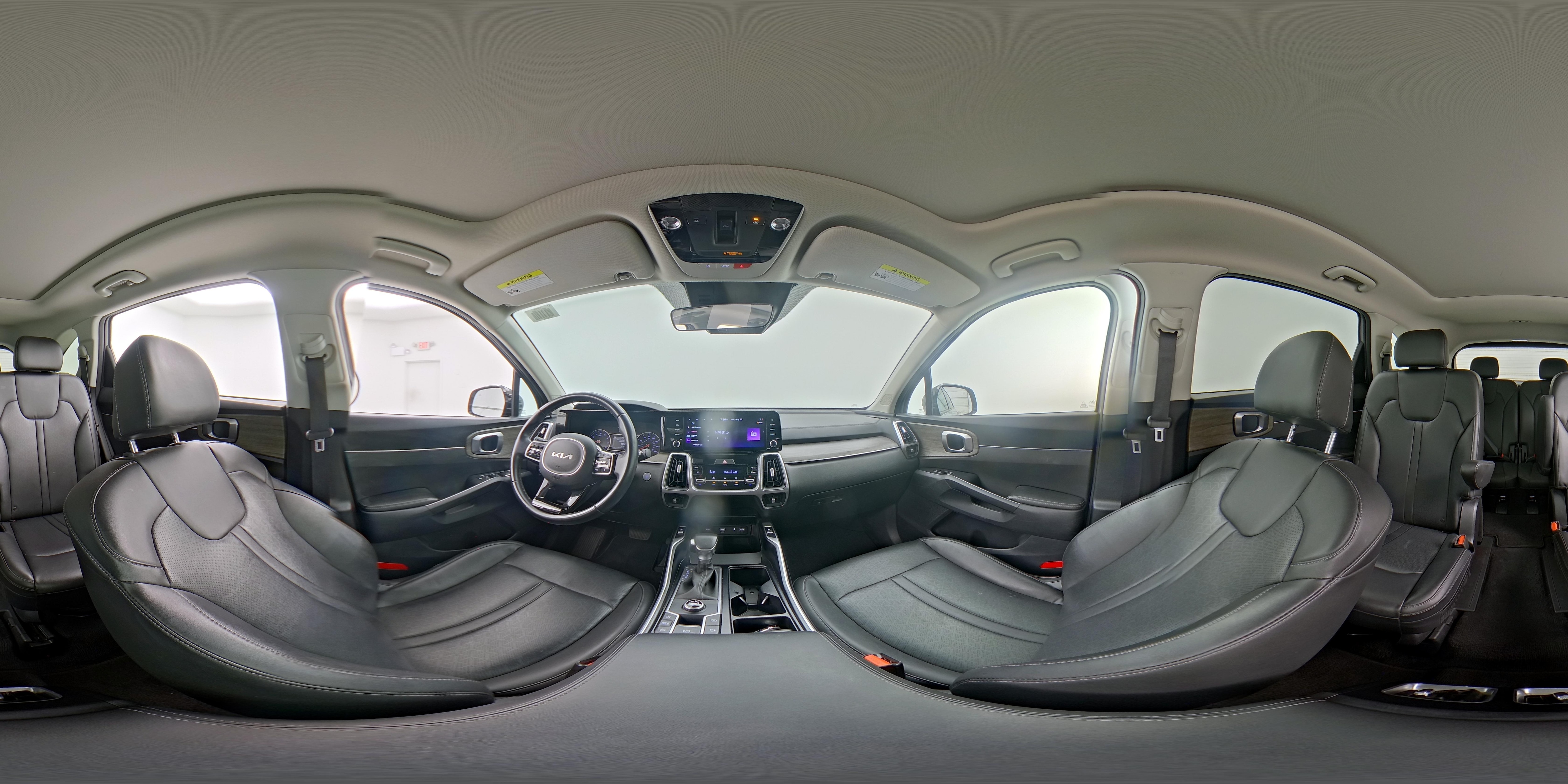 2022 Kia Sorento EX - Photo 25