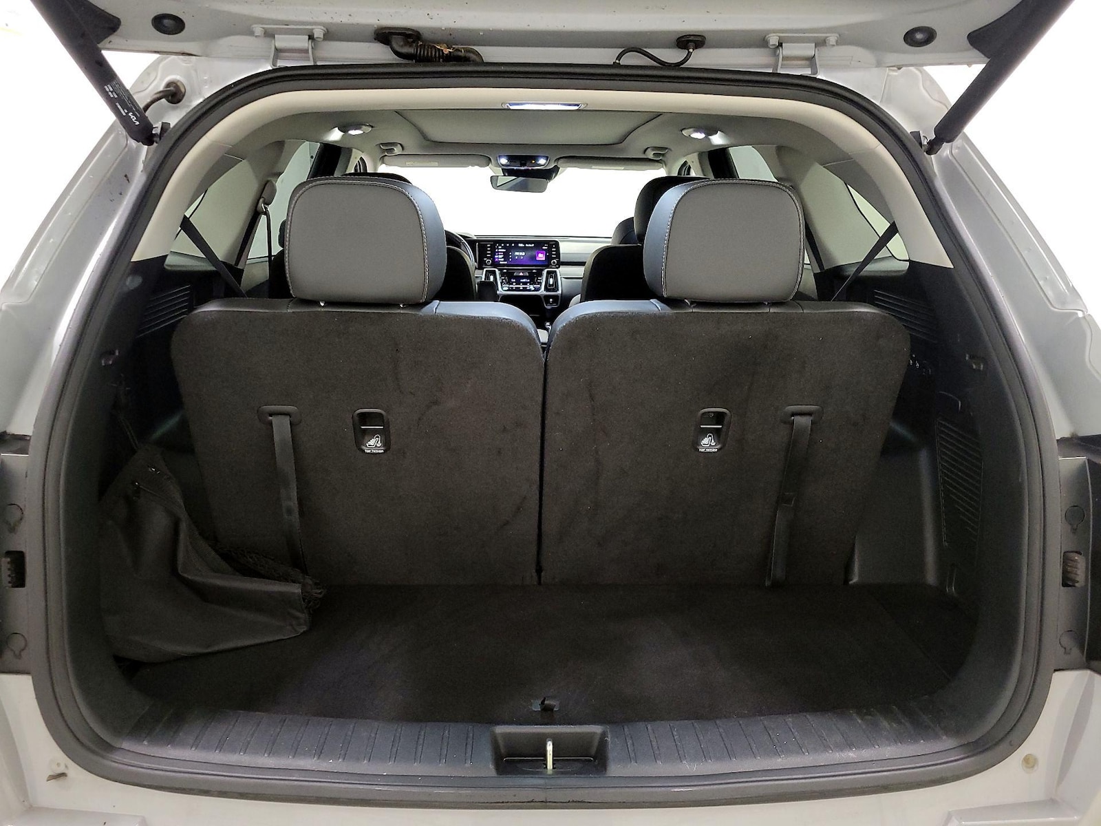 2022 Kia Sorento EX - Photo 22