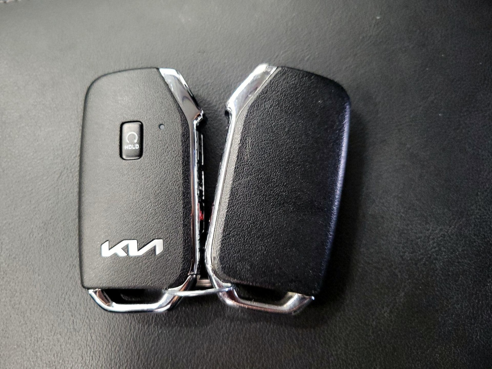2022 Kia Sorento EX - Photo 24