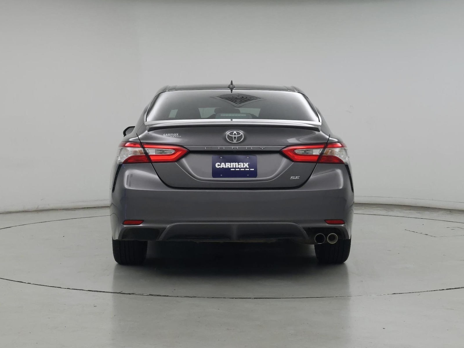 2019 Toyota Camry SE - Photo 7
