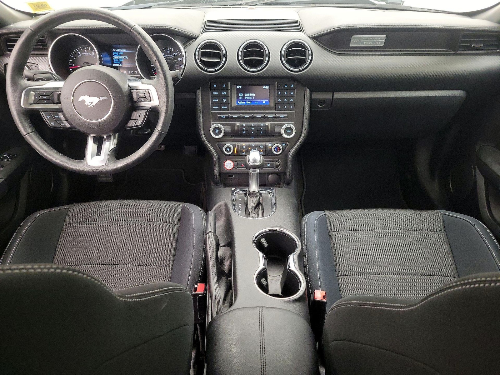 2016 Ford Mustang V6 - Photo 10