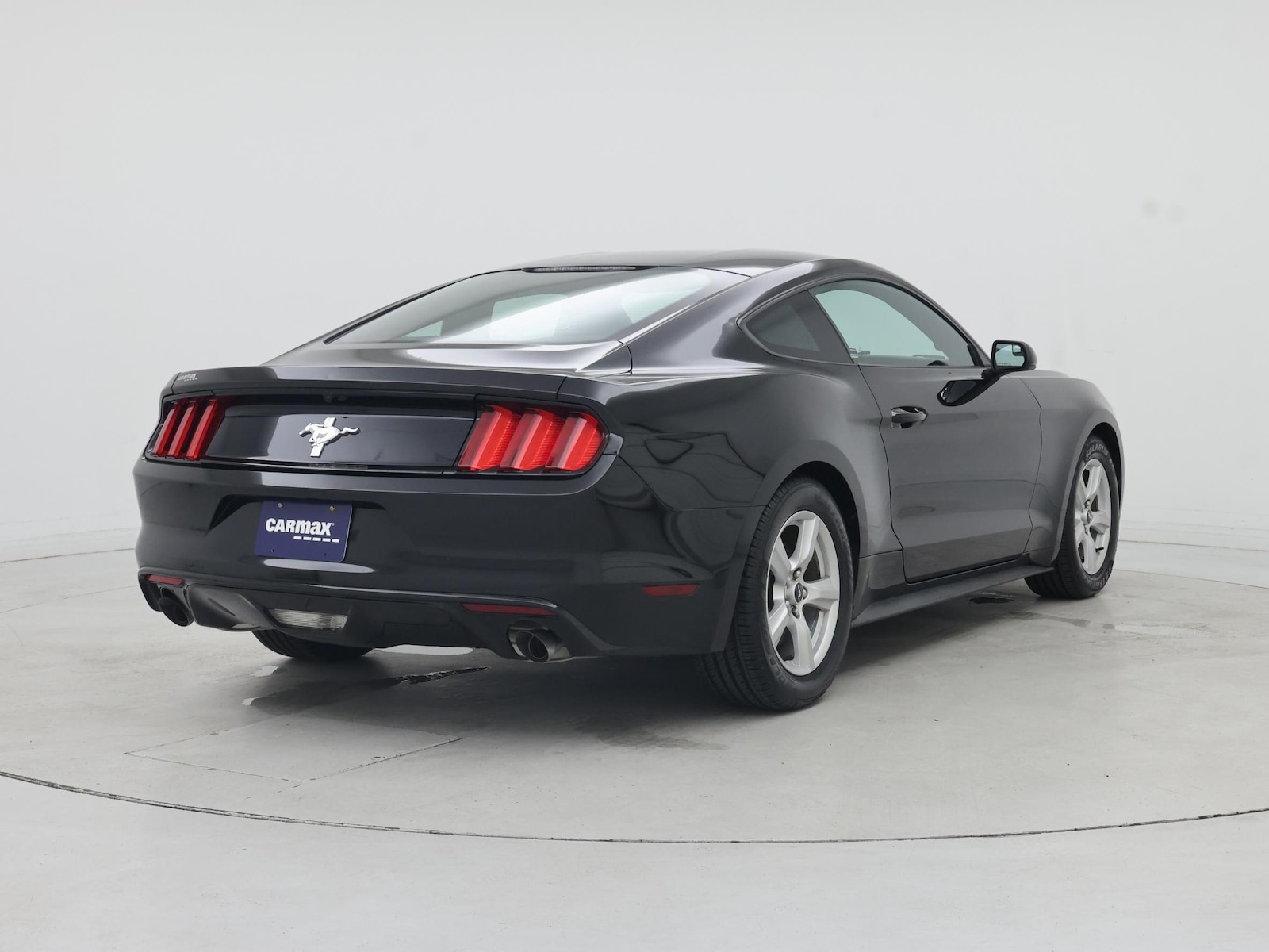 2016 Ford Mustang V6 - Photo 9