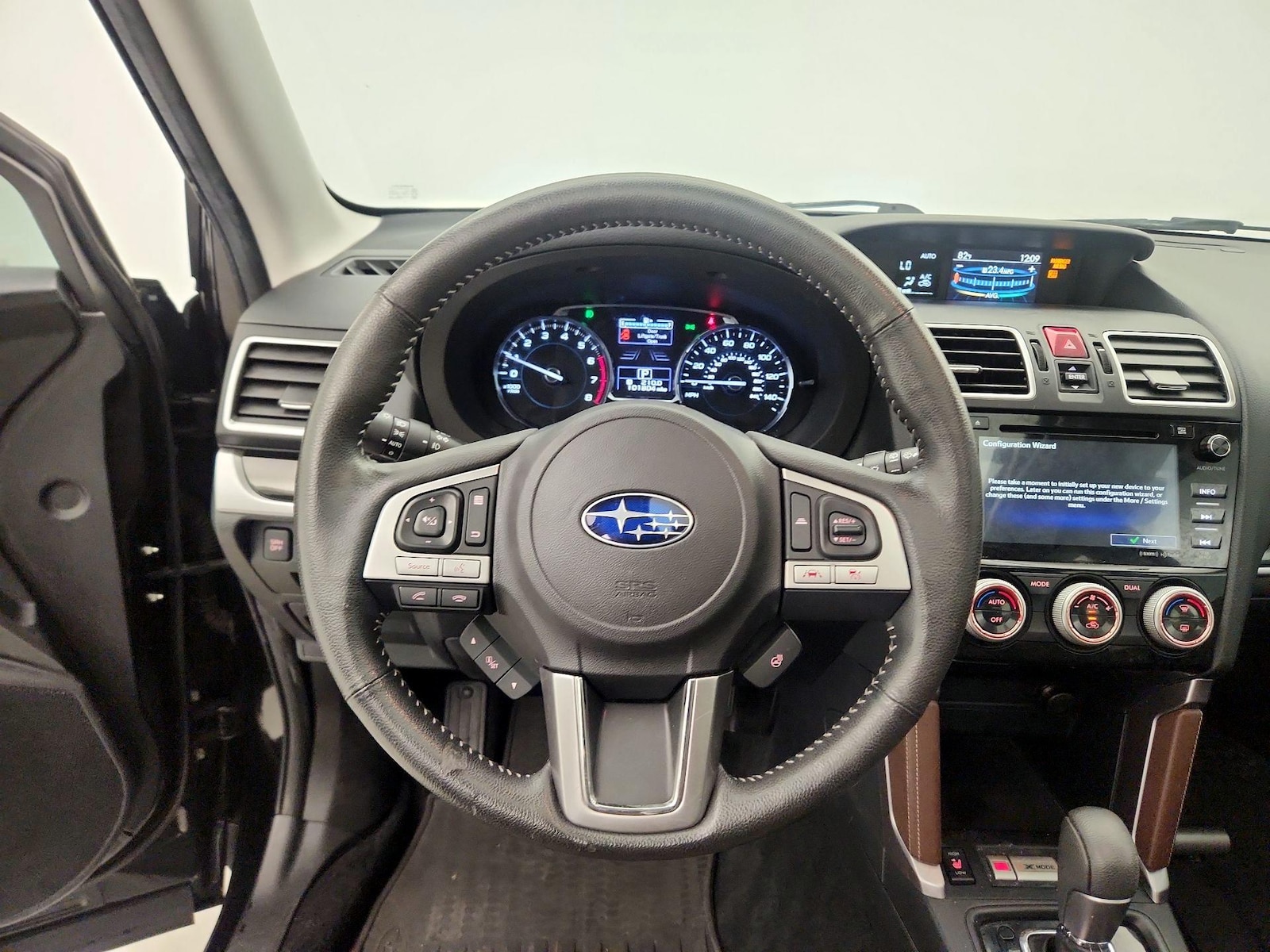 2018 Subaru Forester Touring - Photo 11