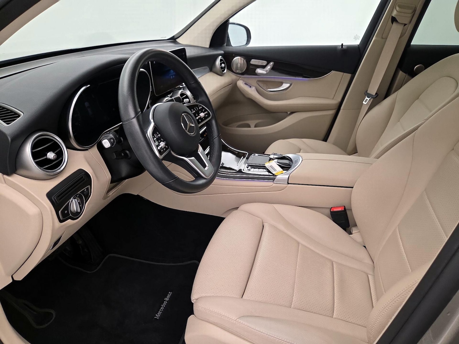 2021 Mercedes-Benz GLC Coupe GLC300 - Photo 12