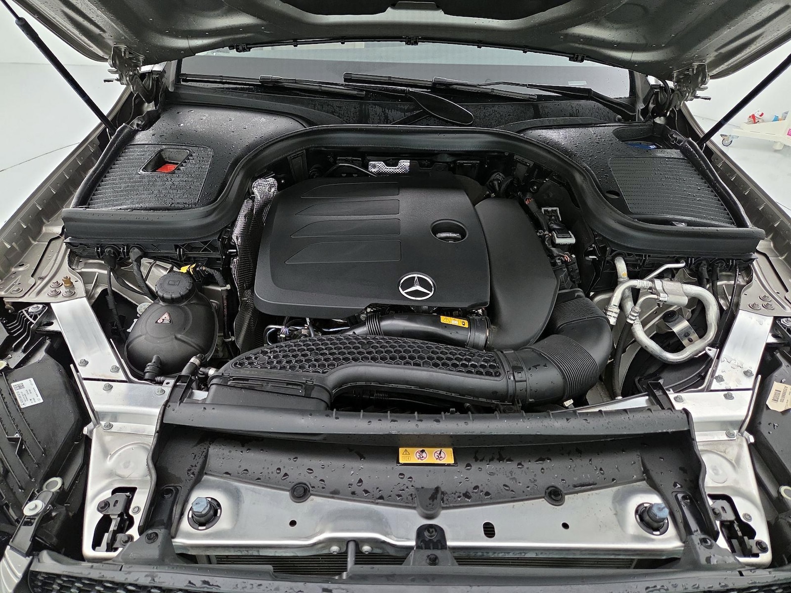 2021 Mercedes-Benz GLC Coupe GLC300 - Photo 23