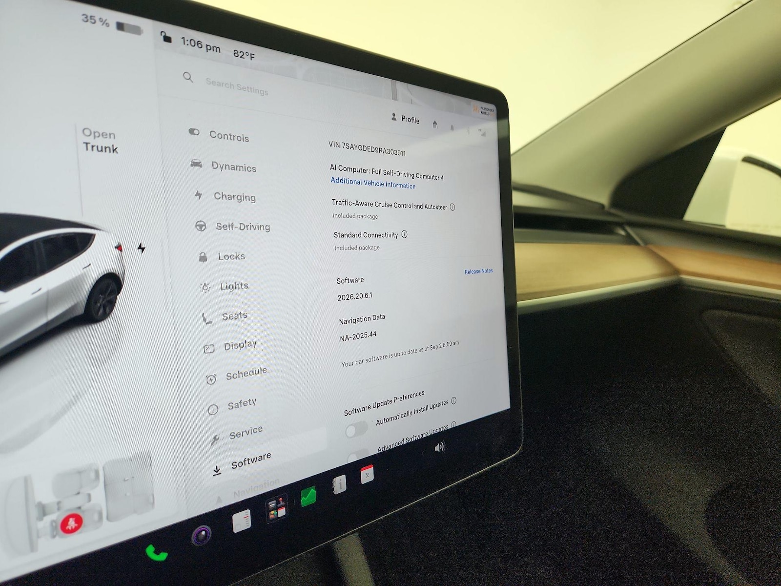 2024 Tesla Model Y Long Range - Photo 12