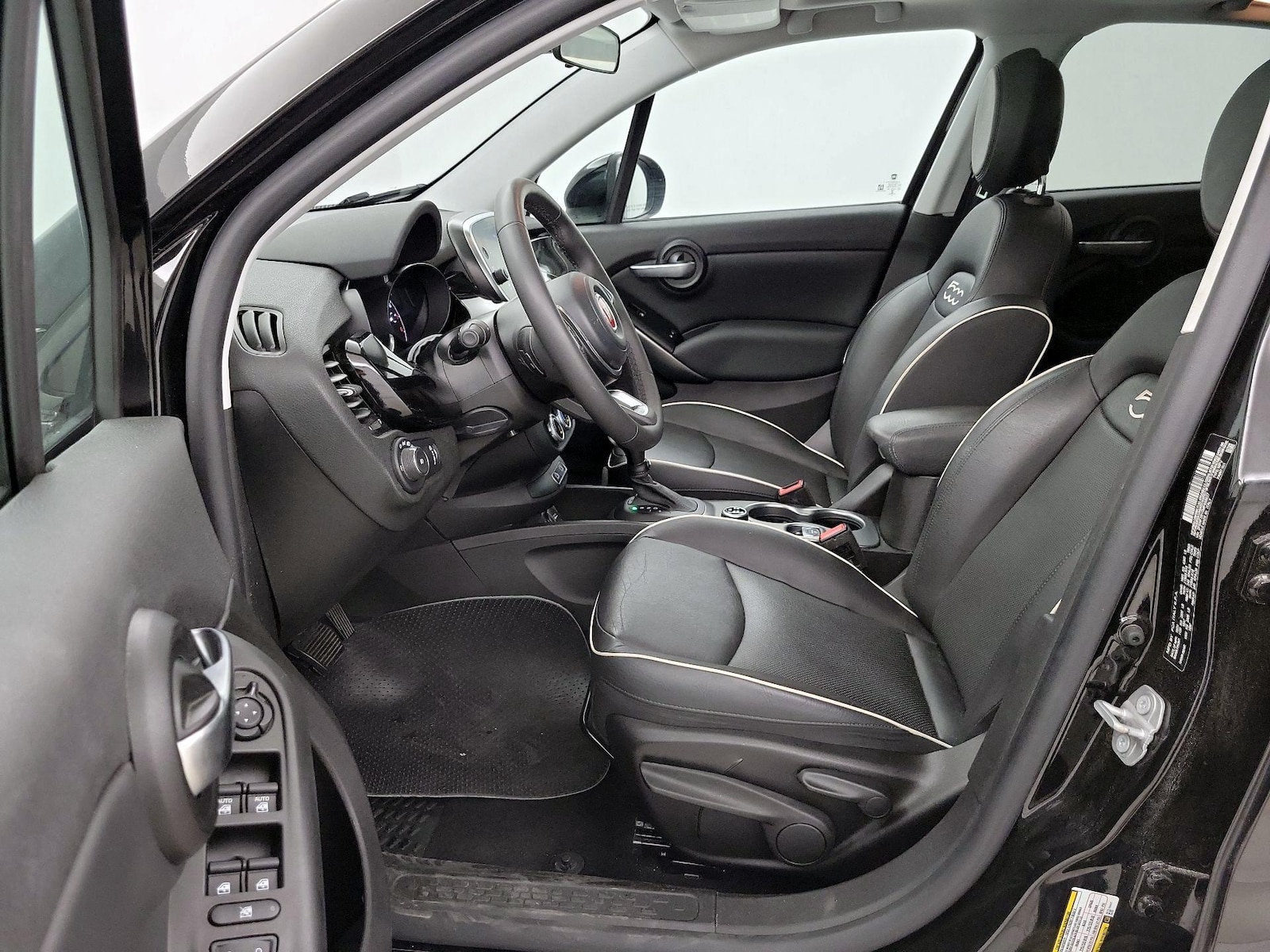 Leather Seats & Side Airbags