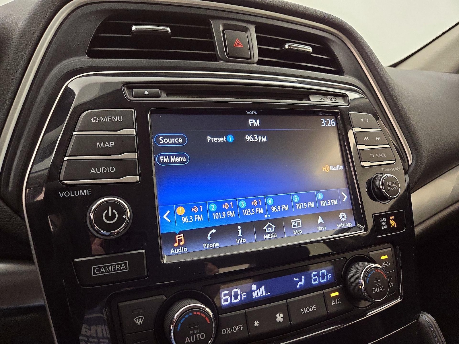 2017 Nissan Maxima SR - Photo 17