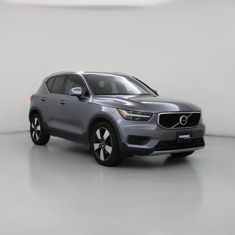 2019 Volvo XC40 T5 Momentum