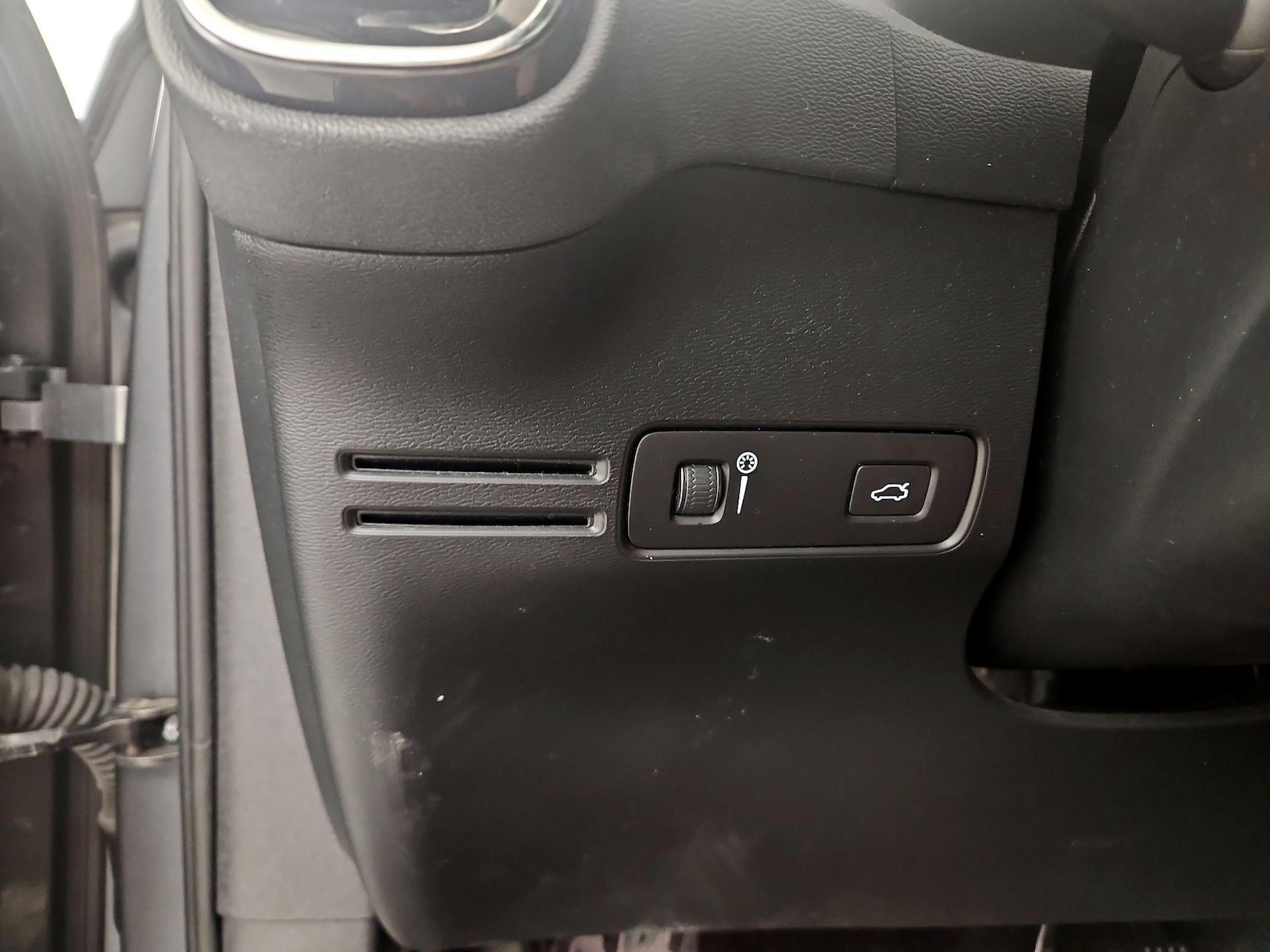 2019 Volvo XC40 Momentum - Photo 14