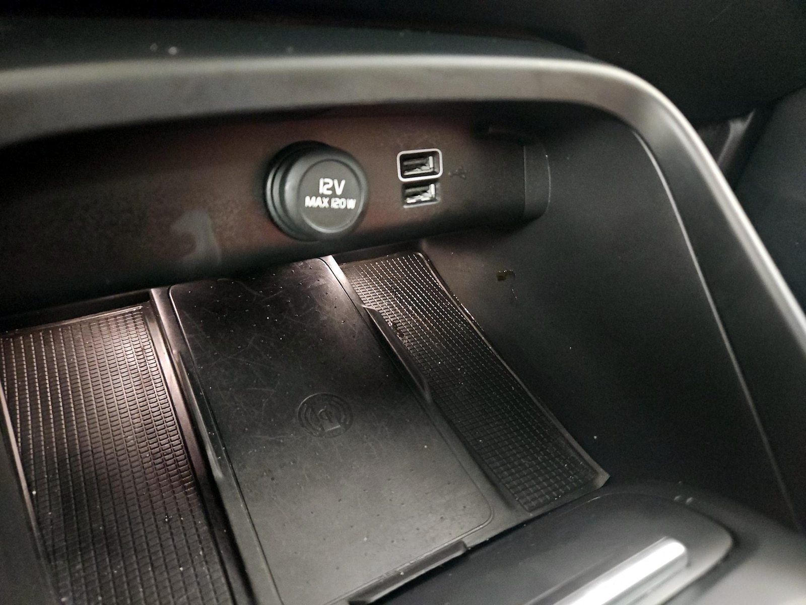2019 Volvo XC40 Momentum - Photo 20