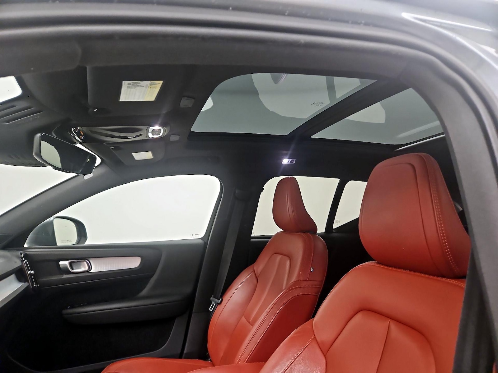 2019 Volvo XC40 Momentum - Photo 21