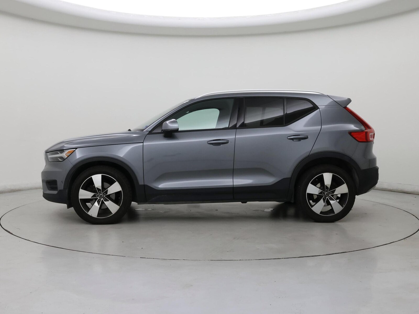 2019 Volvo XC40 Momentum - Photo 4