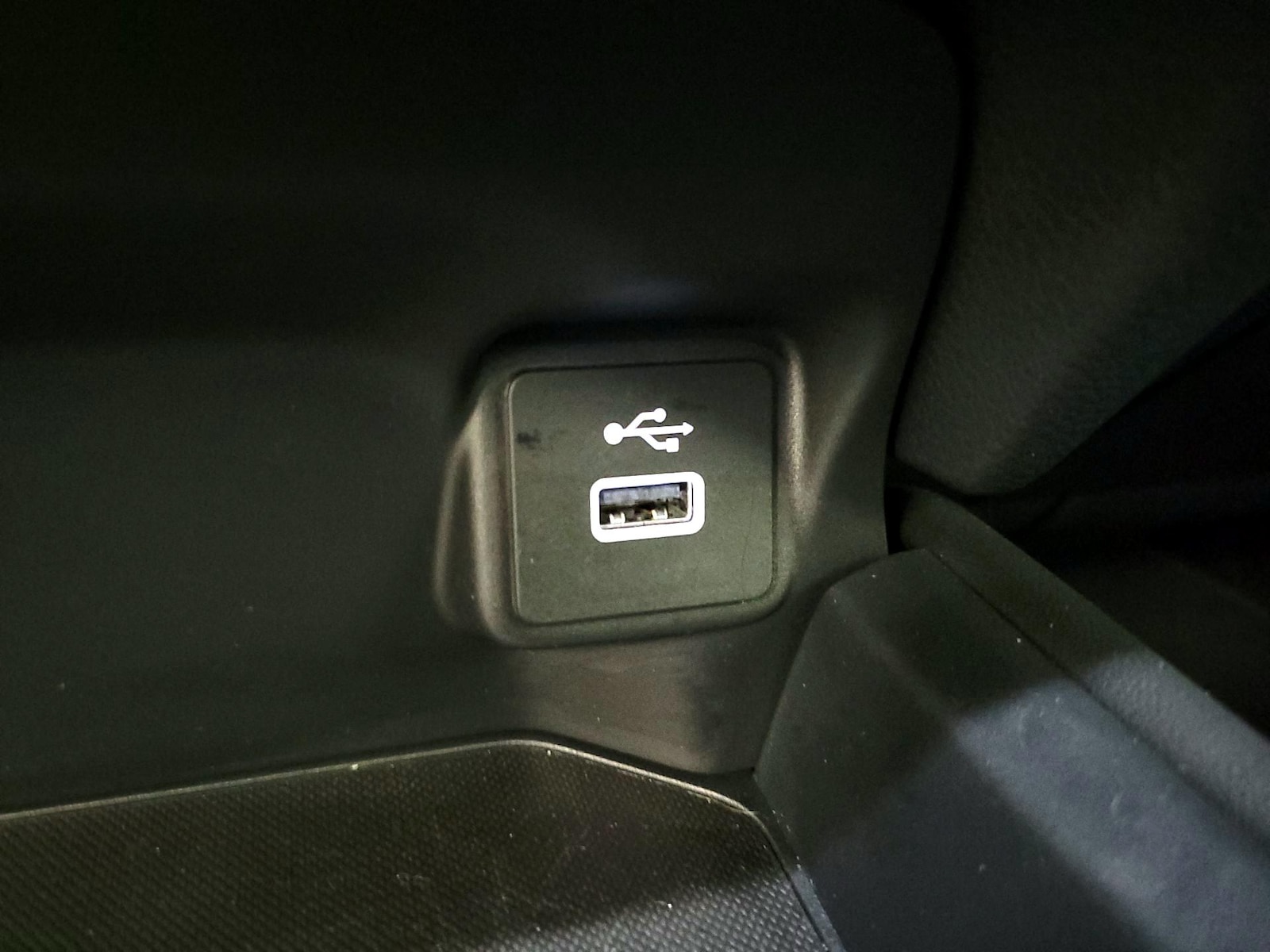 2025 Honda HR-V Sport - Photo 19