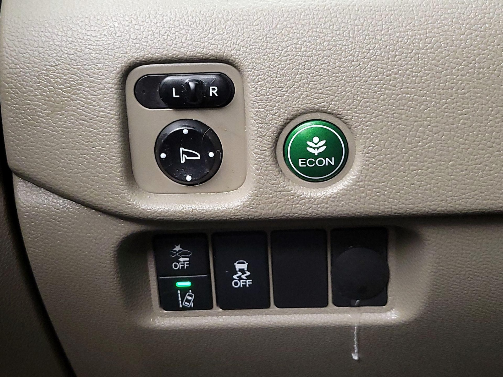 2021 Honda Pilot EX-L - Photo 14