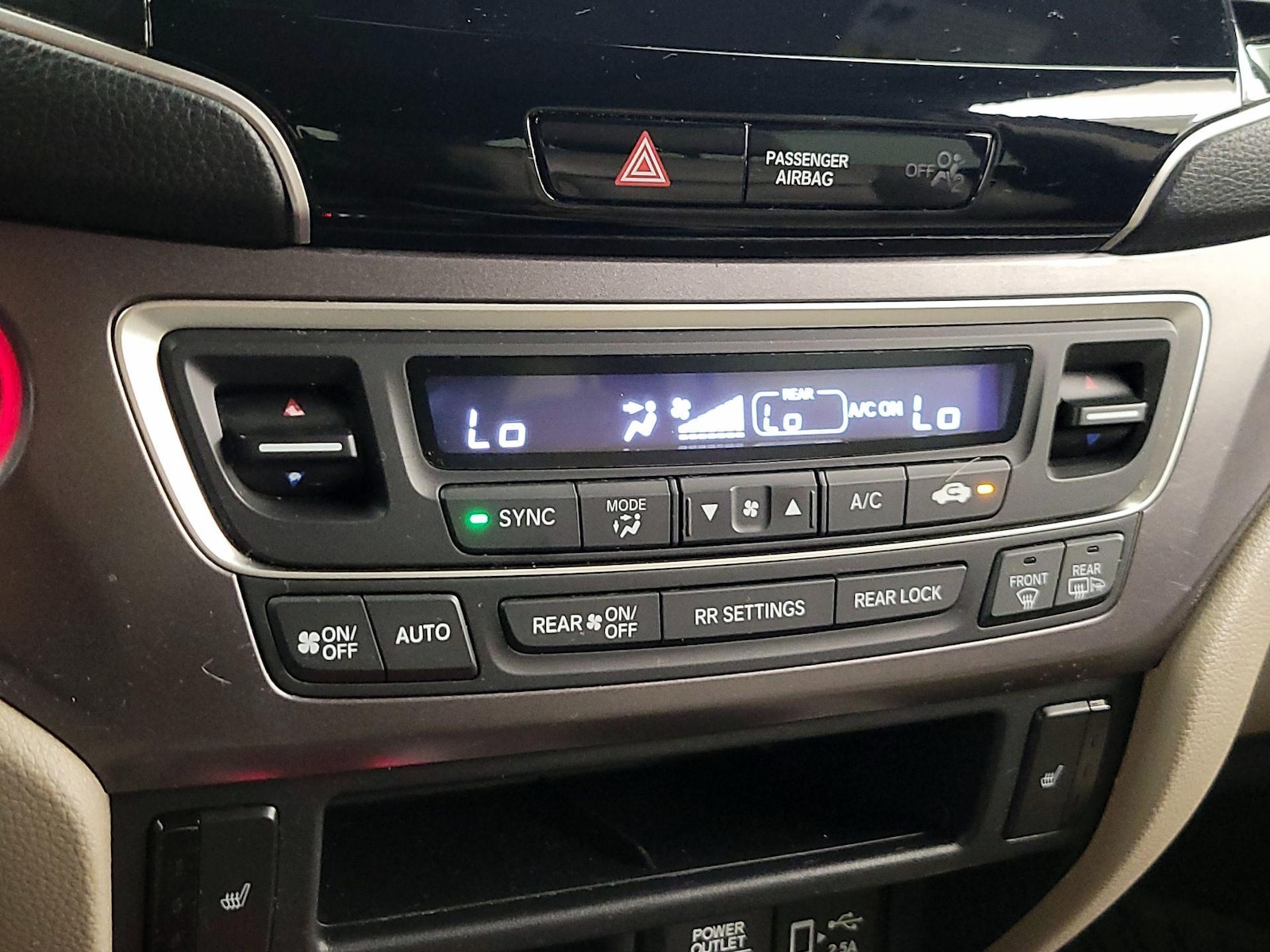 2021 Honda Pilot EX-L - Photo 17