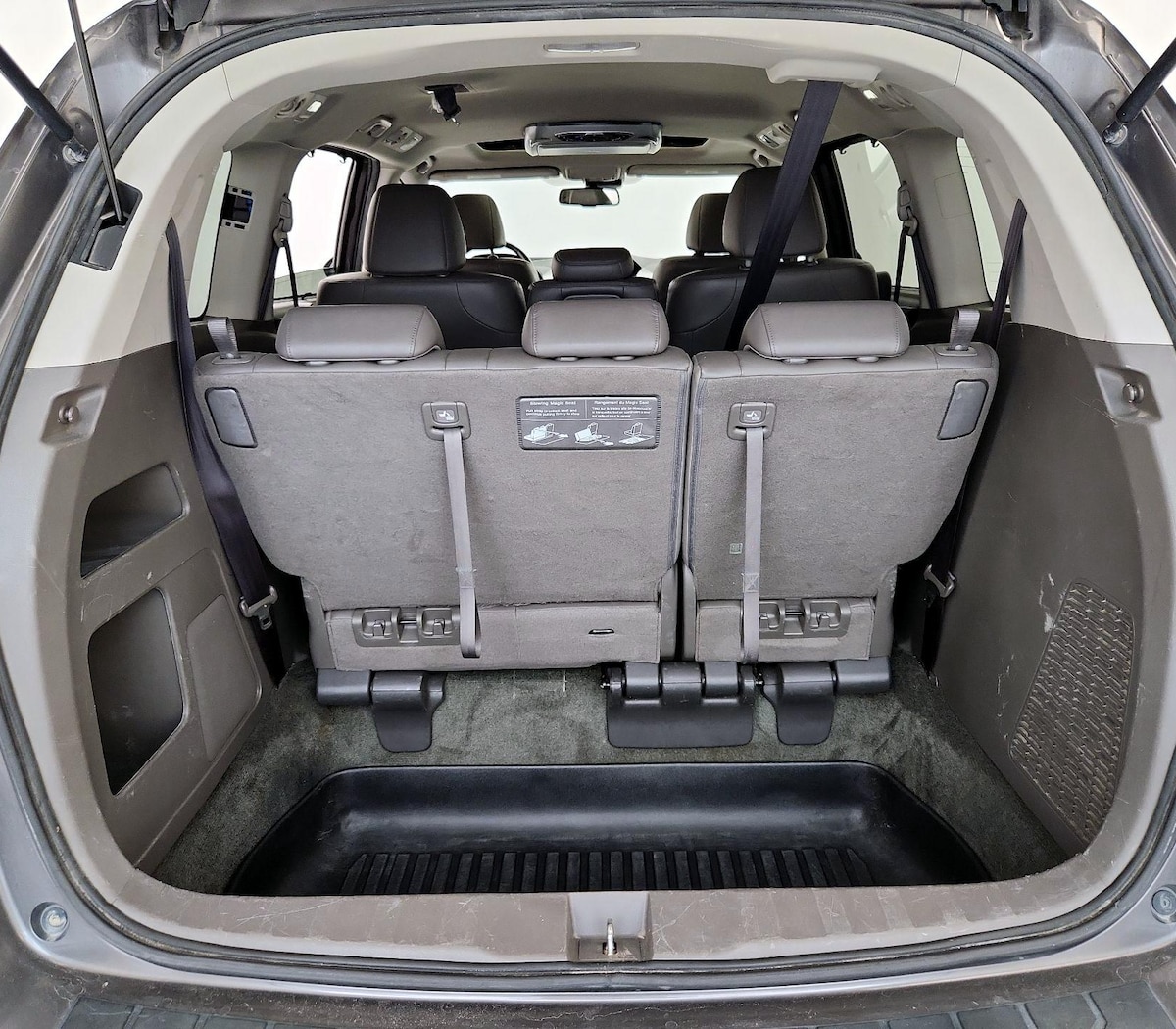 Trunk/Cargo (Seats Up)