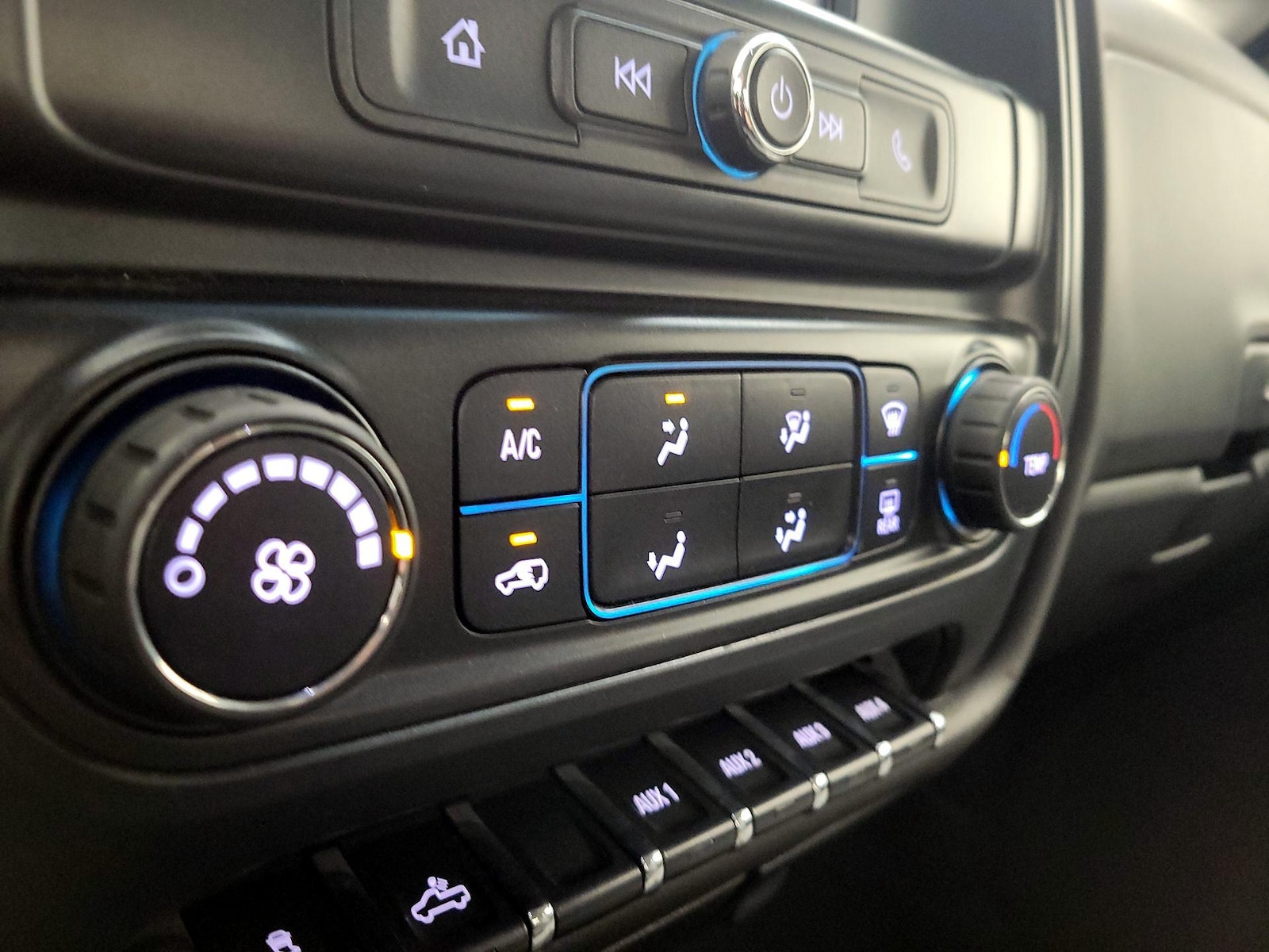2018 Chevrolet Silverado 1500 Work Truck 1WT - Photo 17