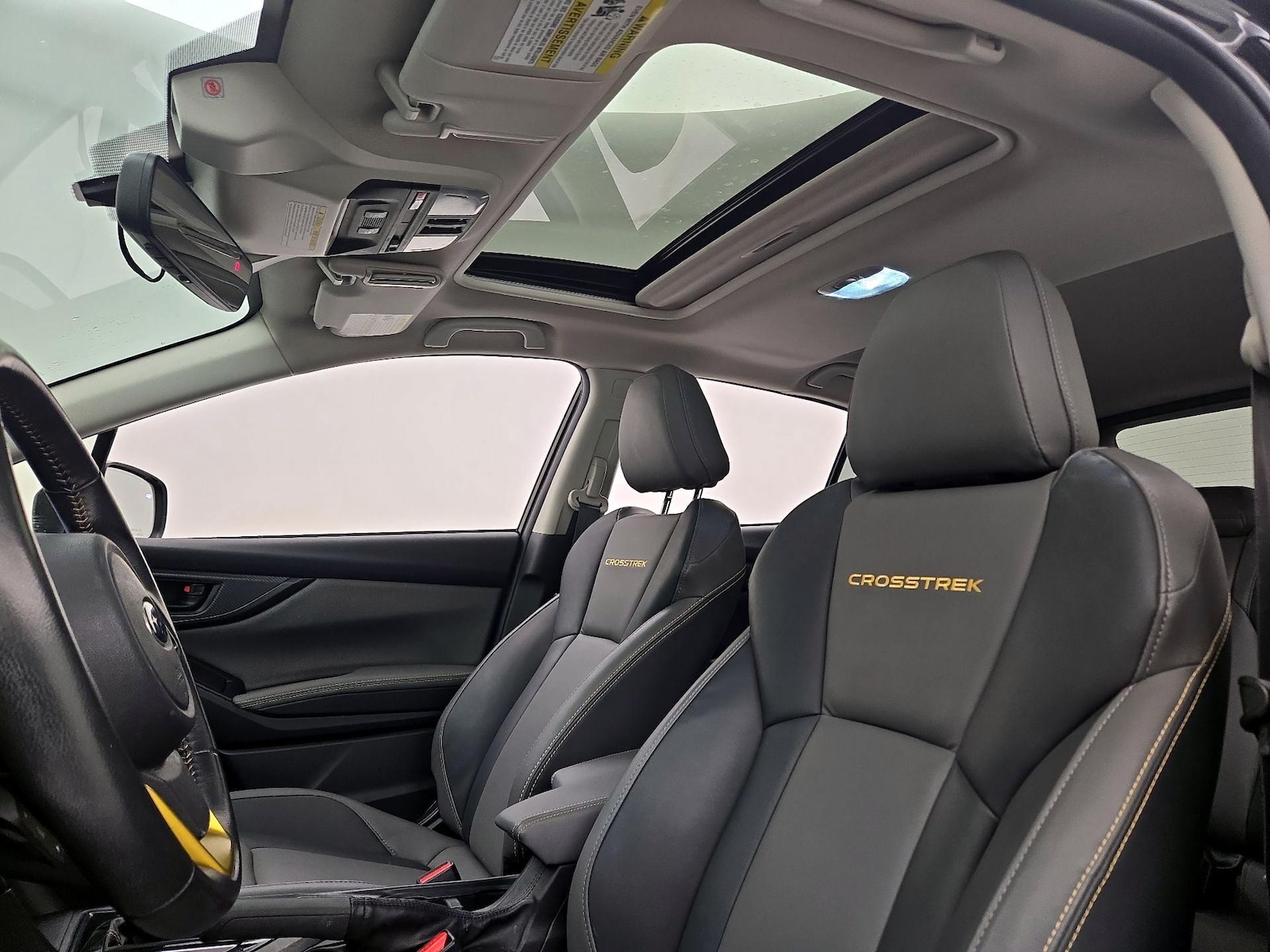 Sunroof(s) & Overhead Airbags