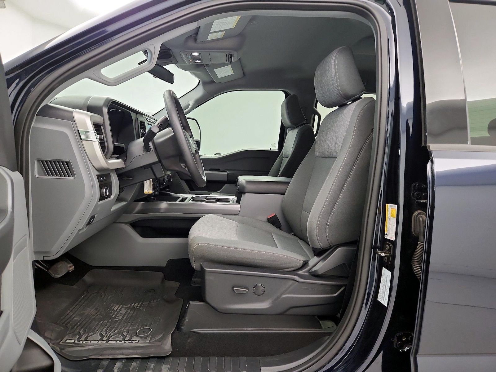 Power Seat(s) & Side Airbags