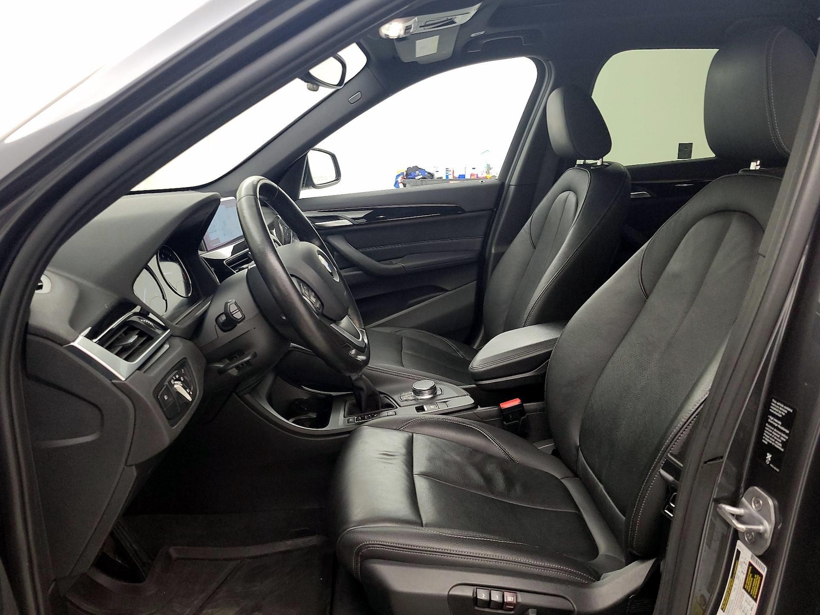 2019 BMW X1 28i - Photo 12