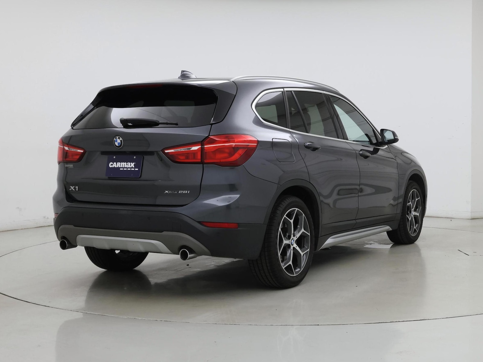 2019 BMW X1 28i - Photo 9